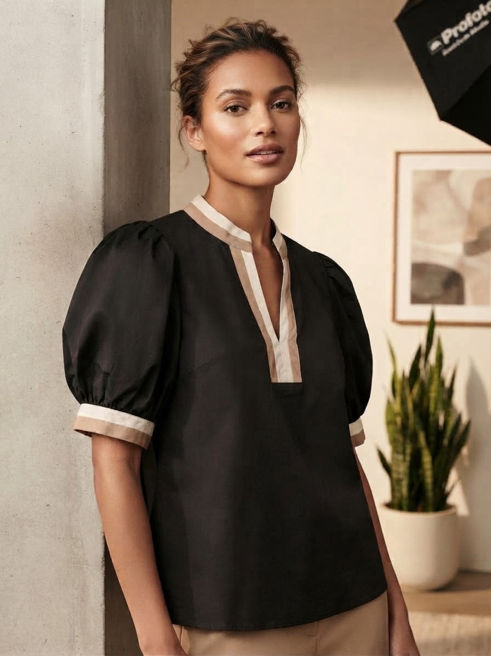 Entro Color Block Puff Sleeve Blouse
